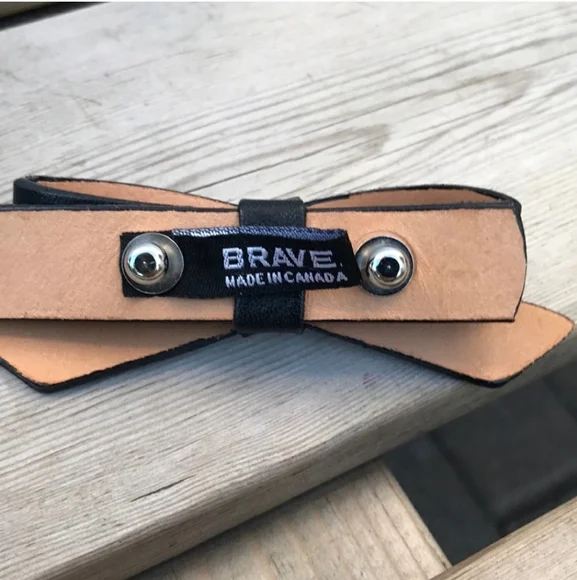 BRAVE LEATHER Skinny Black Bow Belt - Size 28 - Picture 5 of 8